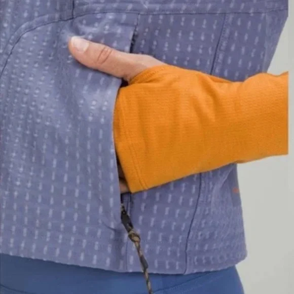 Lululemon Athletica Water Repellent Fleece Hiking Vest Peri Purple Size 8 - Picture 4 of 15